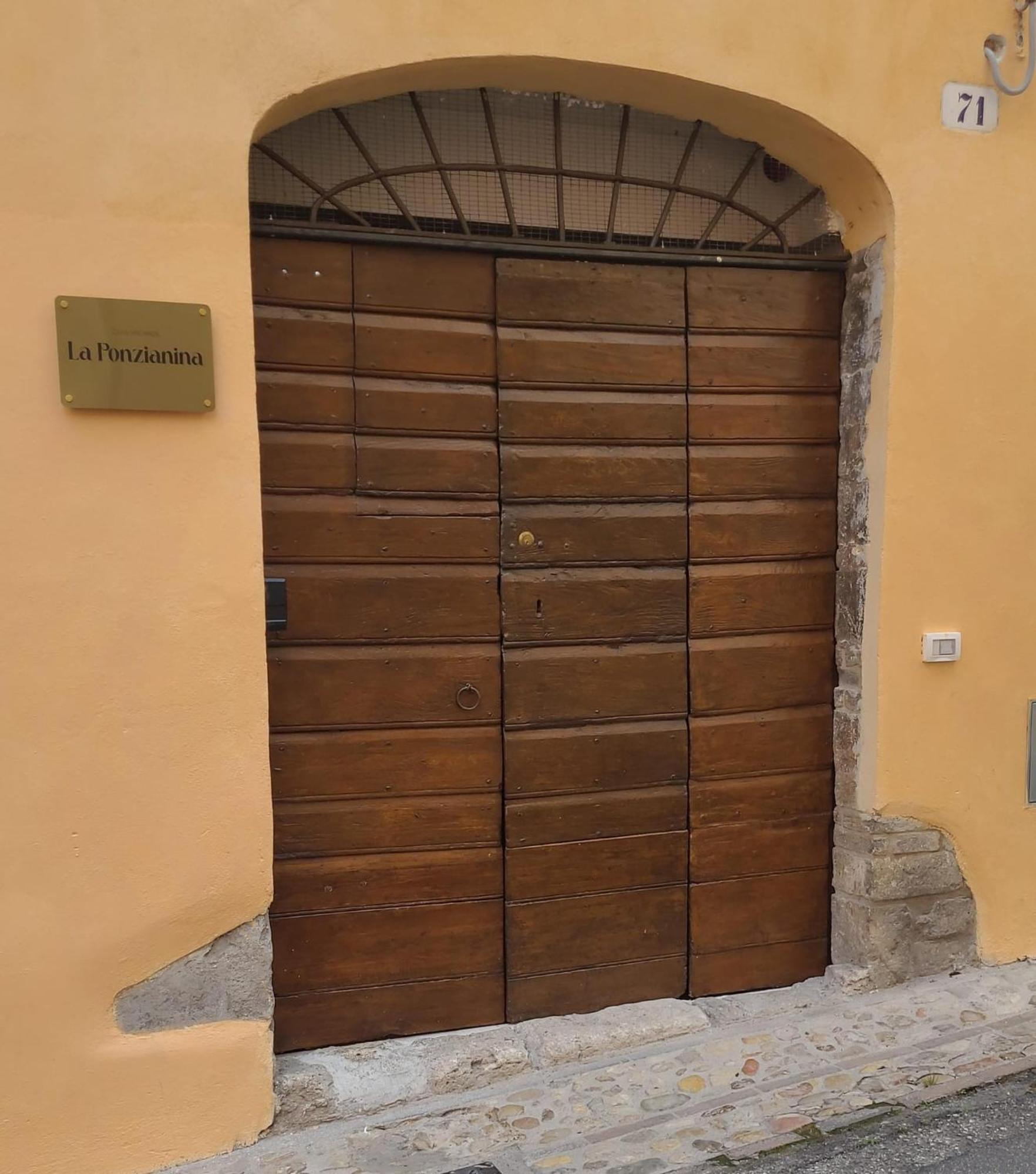La Ponzianina Apartment Spoleto Luaran gambar